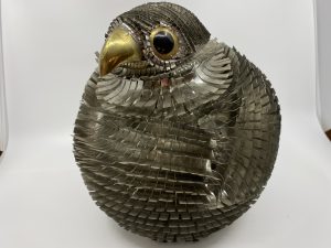 Poule en métal 26 cm